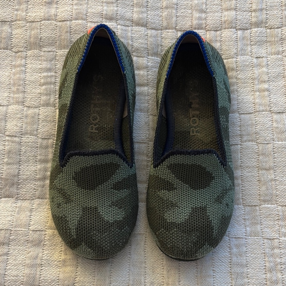Rothy's Kids Green Camouflage Slippers